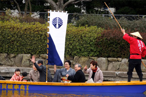 佐賀城お濠遊覧船の進水式